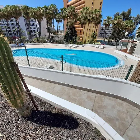 Las Flores Deluxe Apartman